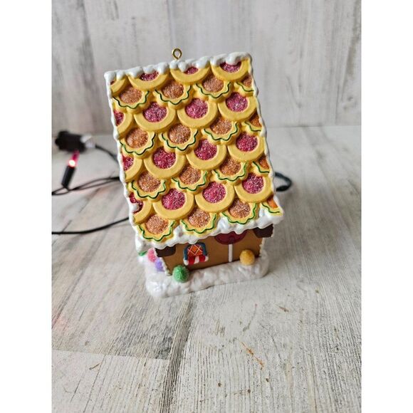 Hallmark gingerbread scented ornament vintage Xmas 2002 tree - Picture 2 of 10